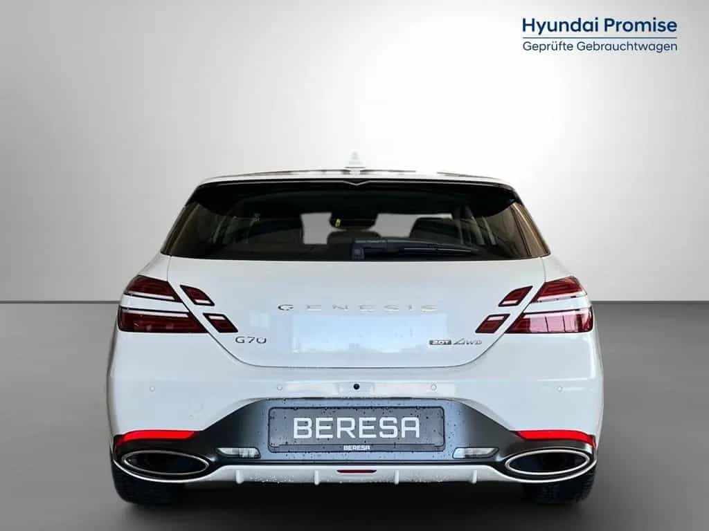 Genesis G70 Shooting Brake 2.0 T Plus Luxury *PANO*AWD* 11/2023-photo-4