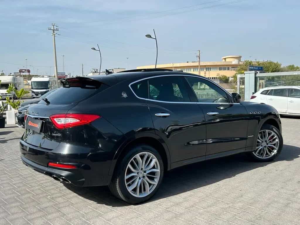 Maserati Levante 3.0 V6 GranSport 275cv auto my1 02/2019-photo-3