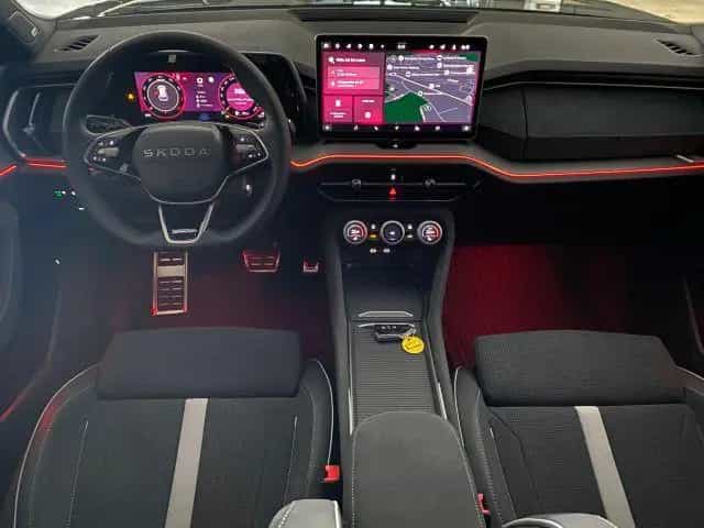 Skoda Kodiaq Sportline 1.5 eTSI DSG 7-Sitzer AHK+PANO 06/2026-photo-7