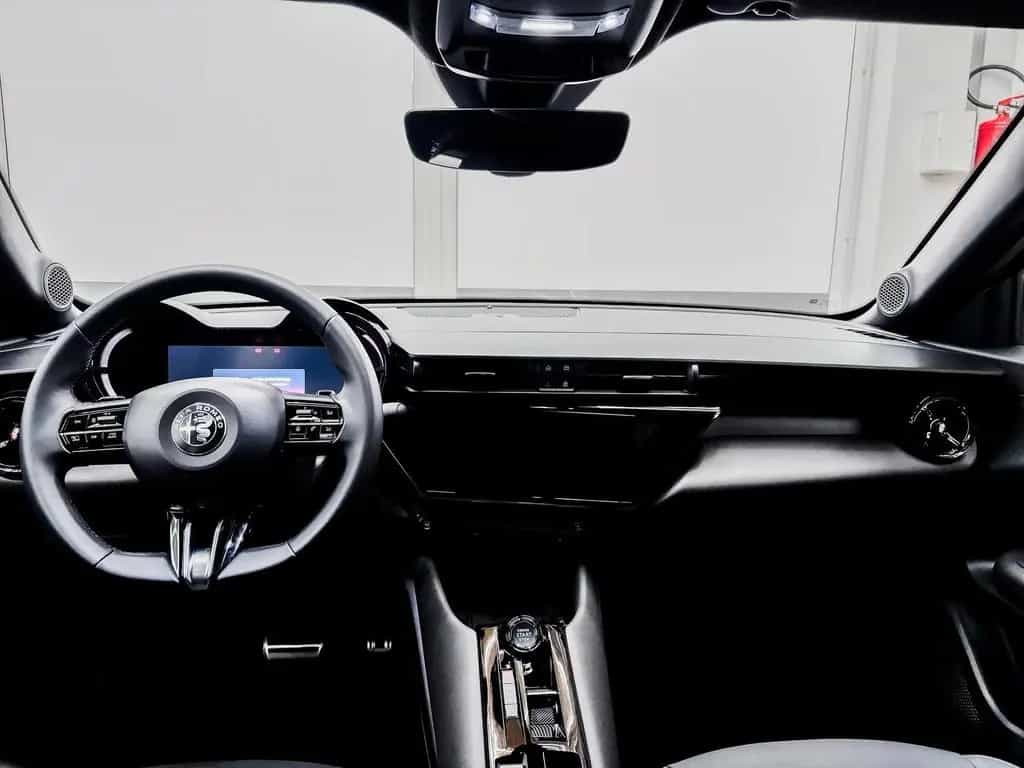Alfa Romeo Junior SPECIALE IBRIDA MATRIX ACC KEYLESS NAV... 01/2026-photo-11