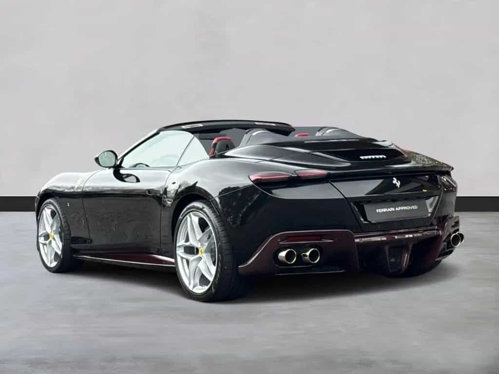 Ferrari Roma Spider *LED-Scheinwerfer*20 Zoll Felge* 10/2024-photo-8