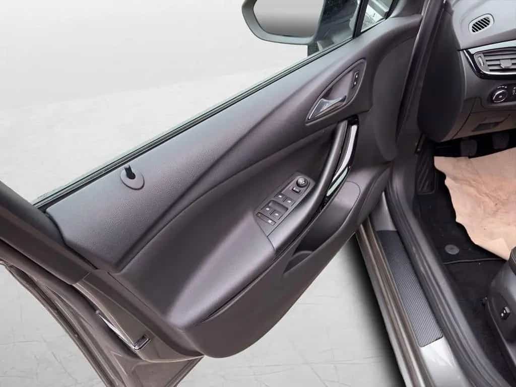 Opel Astra K 1.2 Turbo Business Edition 12/2021-photo-9