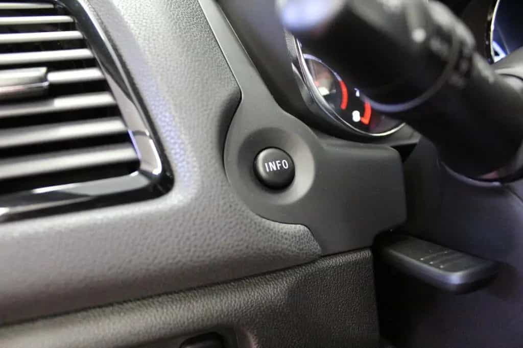 Mitsubishi ASX 2.0 MIVEC CVT 2WD Spirit+ 12/2021-photo-32