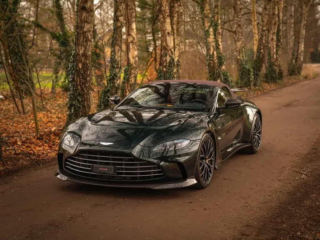 Aston Martin V12 Vantage Roadster | Nr. 211/249 | Pentland Gr 10/2023-photo-13