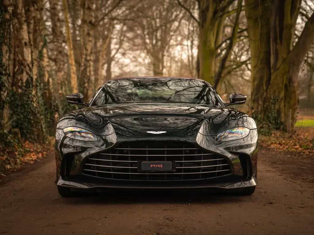 Aston Martin V12 Vantage Roadster | Nr. 211/249 | Pentland Gr 10/2023-photo-15