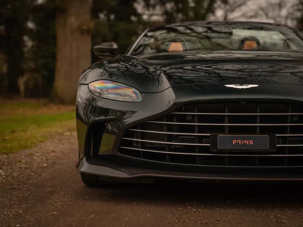 Aston Martin V12 Vantage Roadster | Nr. 211/249 | Pentland Gr 10/2023-photo-18