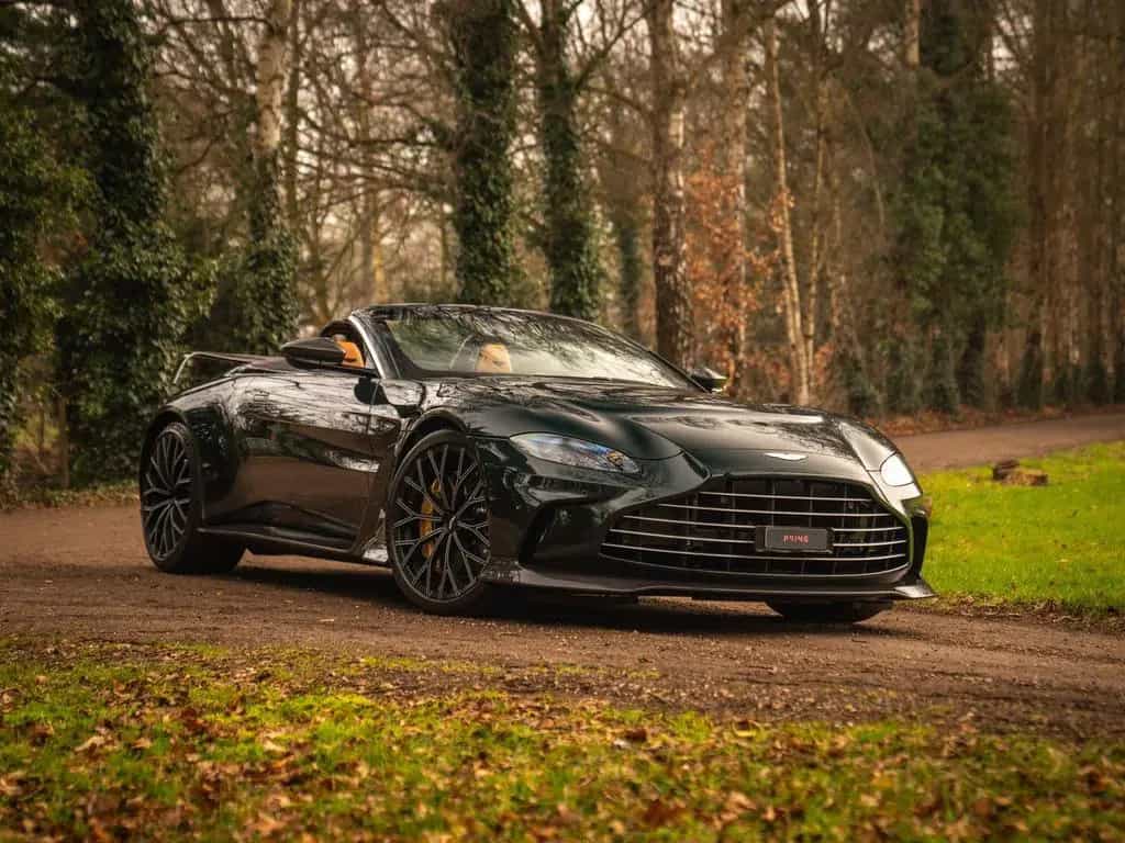 Aston Martin V12 Vantage Roadster | Nr. 211/249 | Pentland Gr 10/2023-photo-21