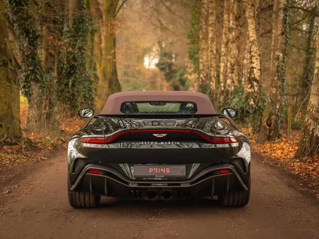 Aston Martin V12 Vantage Roadster | Nr. 211/249 | Pentland Gr 10/2023-photo-25