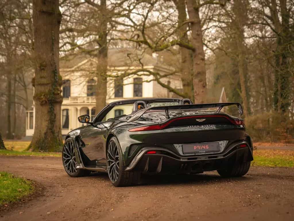 Aston Martin V12 Vantage Roadster | Nr. 211/249 | Pentland Gr 10/2023-photo-27