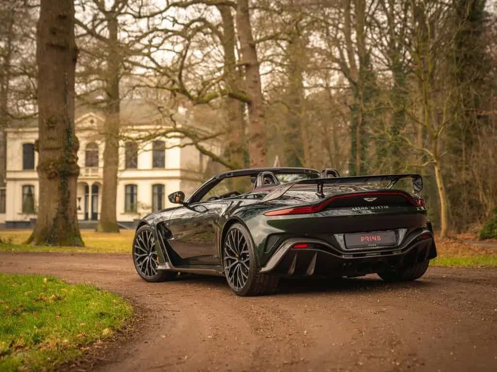 Aston Martin V12 Vantage Roadster | Nr. 211/249 | Pentland Gr 10/2023-photo-28