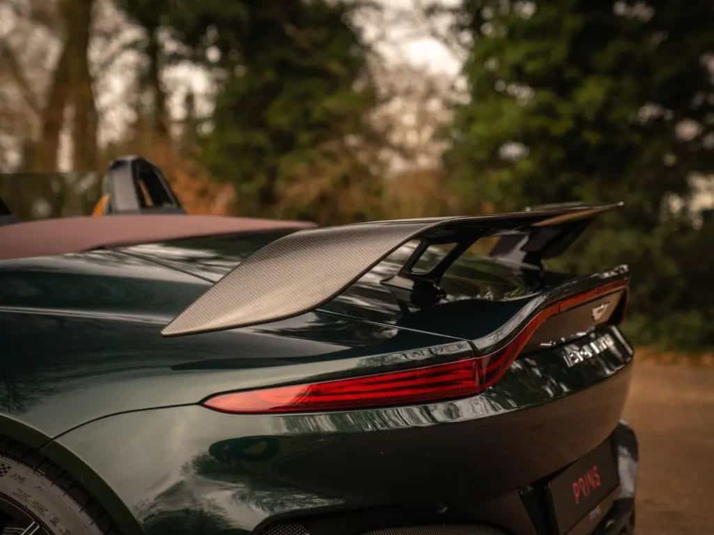 Aston Martin V12 Vantage Roadster | Nr. 211/249 | Pentland Gr 10/2023-photo-29