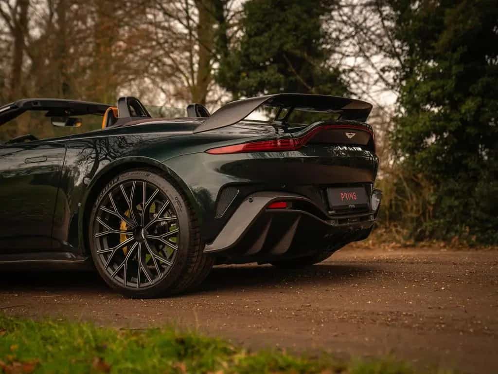 Aston Martin V12 Vantage Roadster | Nr. 211/249 | Pentland Gr 10/2023-photo-30