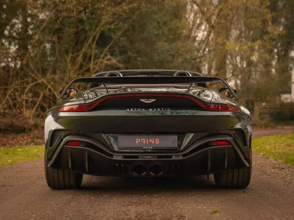 Aston Martin V12 Vantage Roadster | Nr. 211/249 | Pentland Gr 10/2023-photo-4
