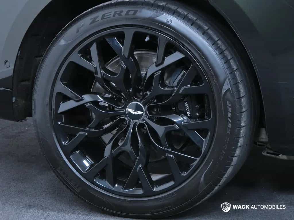 Aston Martin DBX 4.0L V8 BITURBO 550 CV 1913 SPECIFICATION 11/2020-photo-4