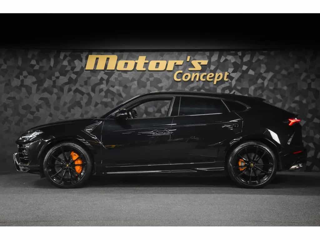 Lamborghini Urus V8 - NERO HELENE / ORANGE - AKRAPOVIC 07/2022-photo-1