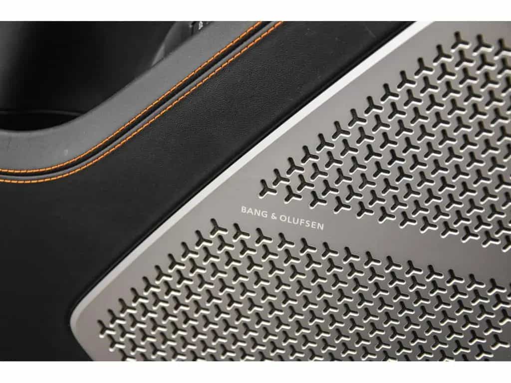 Lamborghini Urus V8 - NERO HELENE / ORANGE - AKRAPOVIC 07/2022-photo-9