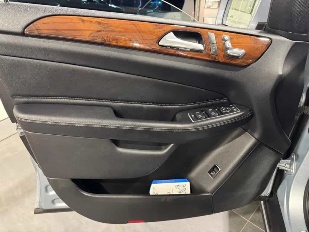 Mercedes-Benz GLE-Class 400 | TÜV 06/2027 02/2018-photo-15