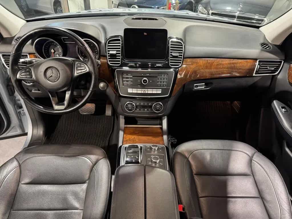 Mercedes-Benz GLE-Class 400 | TÜV 06/2027 02/2018-photo-19