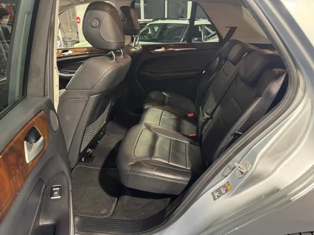Mercedes-Benz GLE-Class 400 | TÜV 06/2027 02/2018-photo-28