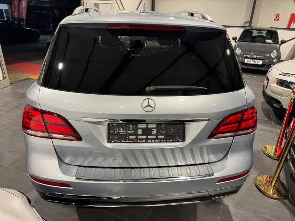 Mercedes-Benz GLE-Class 400 | TÜV 06/2027 02/2018-photo-3