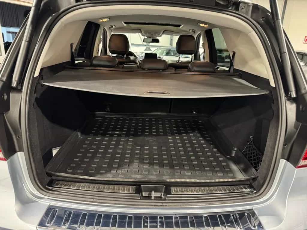 Mercedes-Benz GLE-Class 400 | TÜV 06/2027 02/2018-photo-4