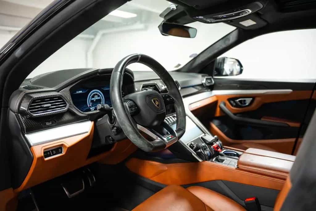 Lamborghini Urus 4.0 V8 Autom. 08/2020-photo-31