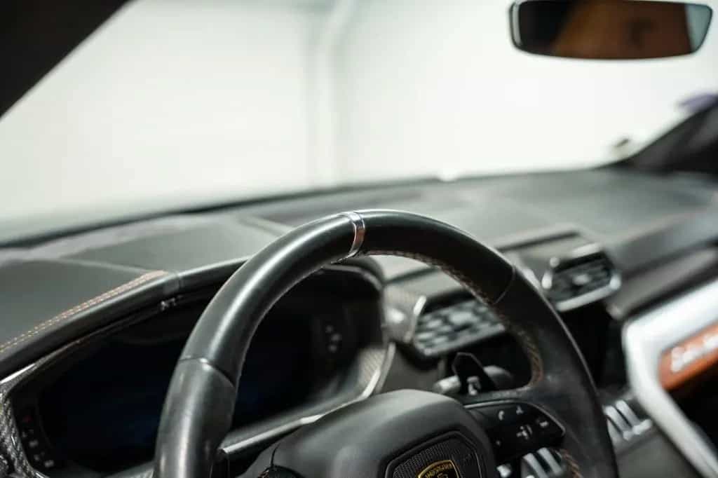 Lamborghini Urus 4.0 V8 Autom. 08/2020-photo-33