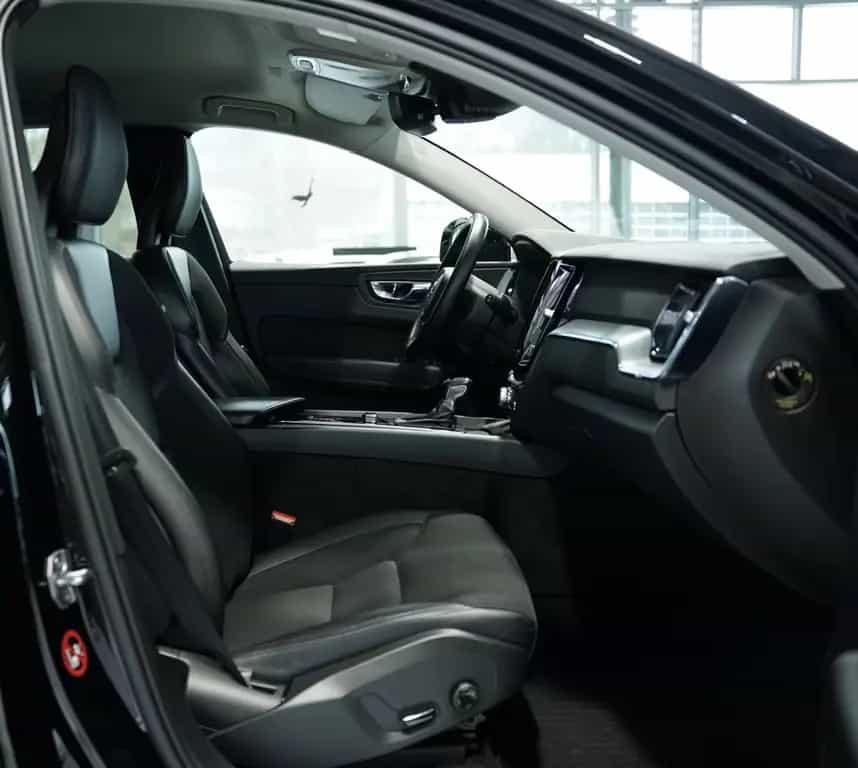 Volvo XC60 Momentum 2WD *H-UP *Kamera *Digital *Navi 03/2018-photo-12