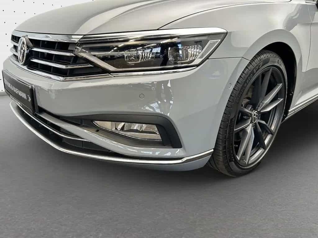 Volkswagen Passat Variant Elegance 2.0 TDI DSG*NAVI*R-LINE* 01/2022-photo-11