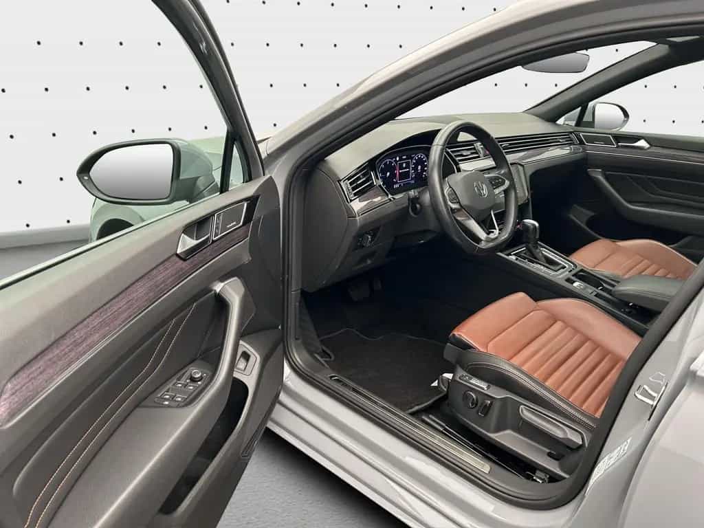 Volkswagen Passat Variant Elegance 2.0 TDI DSG*NAVI*R-LINE* 01/2022-photo-12