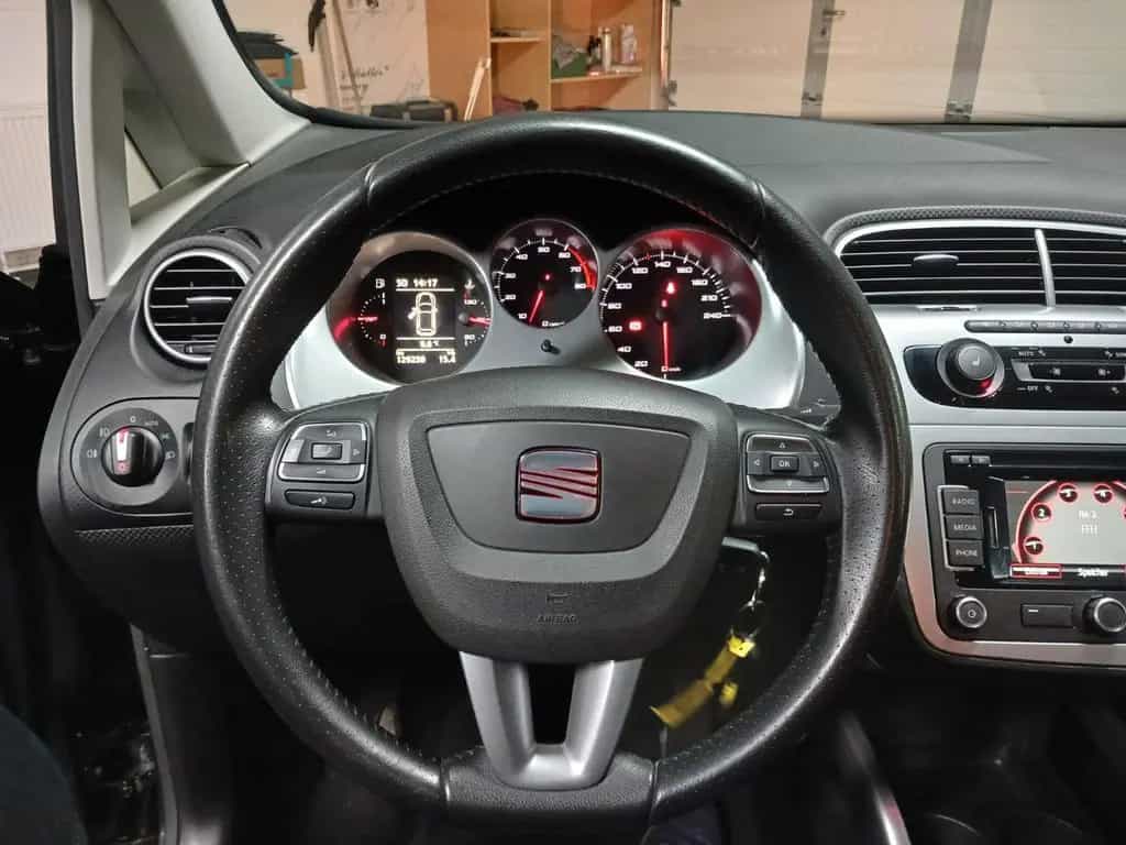 Seat Altea XL Stylance / Style NAVI LM SHZ TOP ZUSTAN 02/2014-photo-23