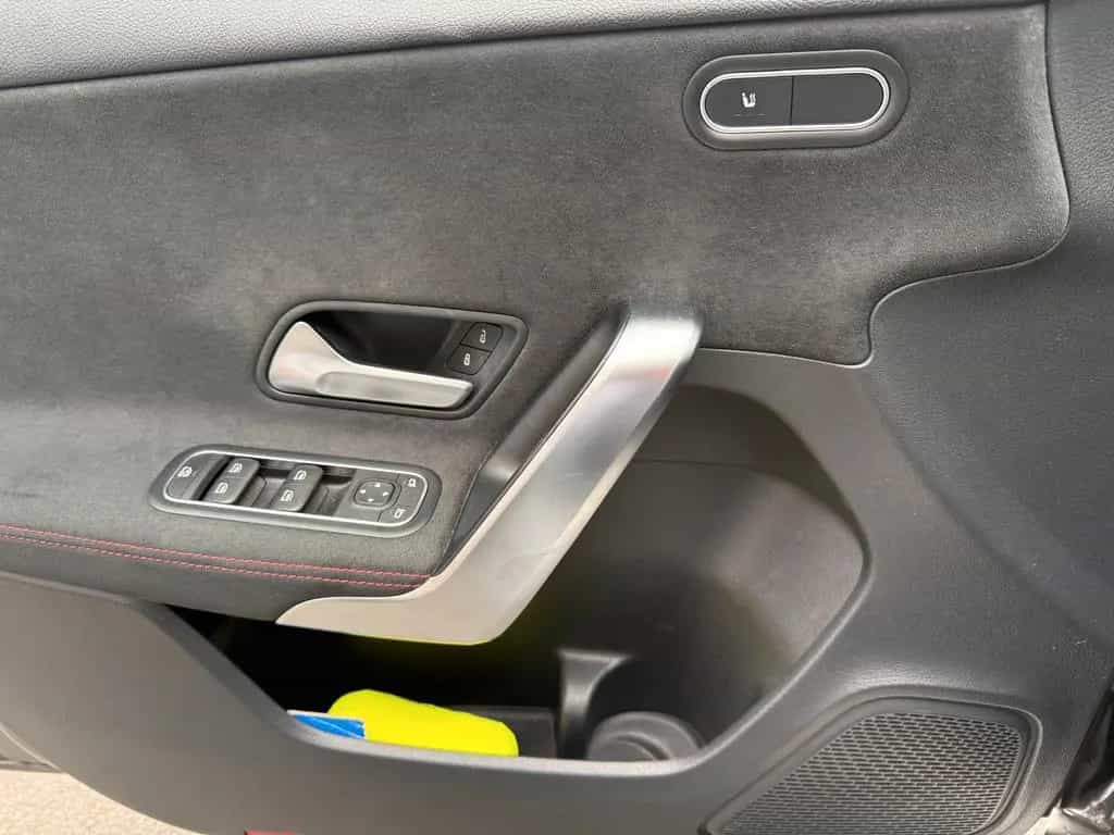 Mercedes-Benz A-Class 180 Navigation AMG Line 01/2020-photo-10