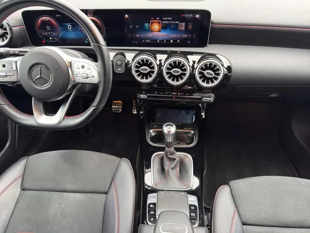 Mercedes-Benz A-Class 180 Navigation AMG Line 01/2020-photo-13
