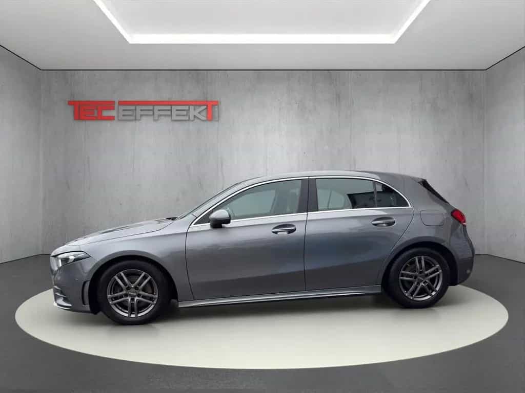 Mercedes-Benz A-Class 180 Navigation AMG Line 01/2020-photo-3