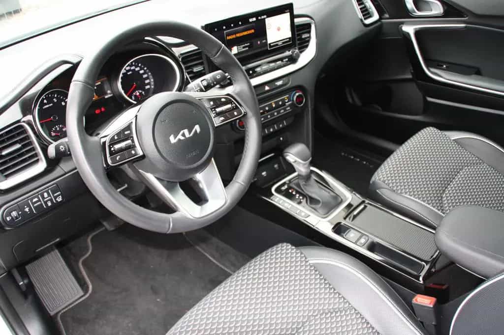 Kia XCeed 1,5T DCT Spirit Exclisuve-Paket 06/2025-photo-6