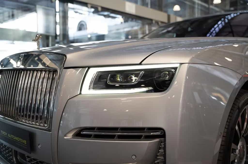 Rolls-Royce Ghost - 1.Hand - 5.300KM - Mwst. ausweisbar 10/2021-photo-4