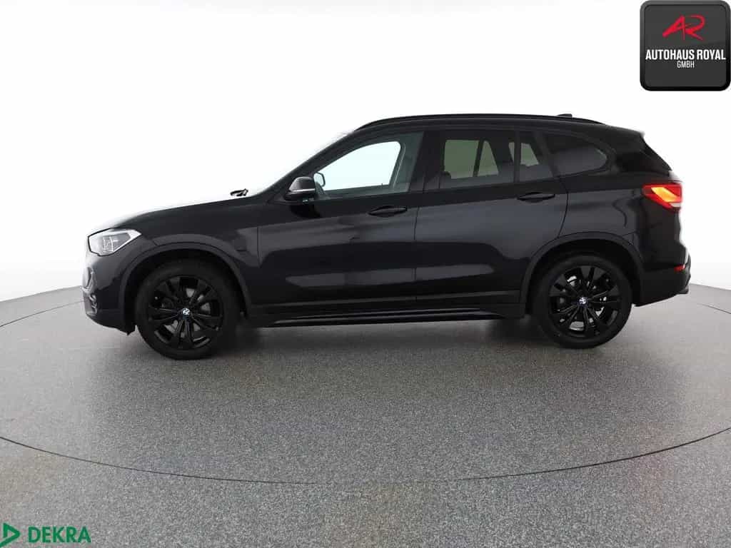 BMW X1 sDrive18i SPORT LINE AMBIENTE,KAMERA,1.HD,SH 05/2022-photo-1