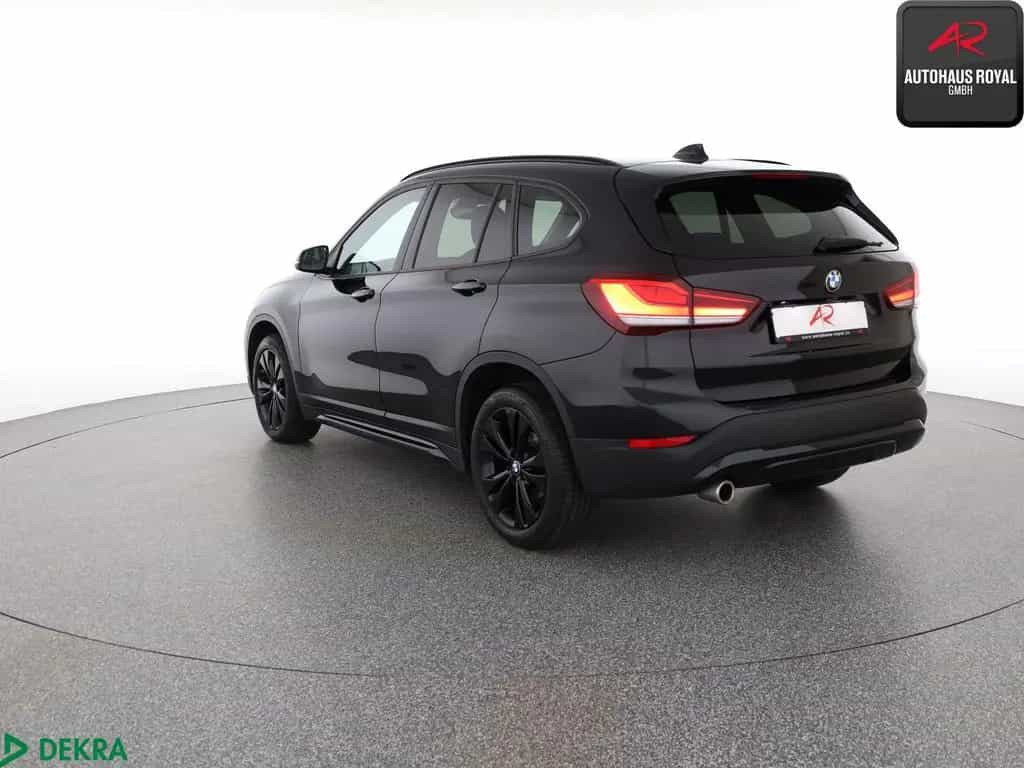BMW X1 sDrive18i SPORT LINE AMBIENTE,KAMERA,1.HD,SH 05/2022-photo-2