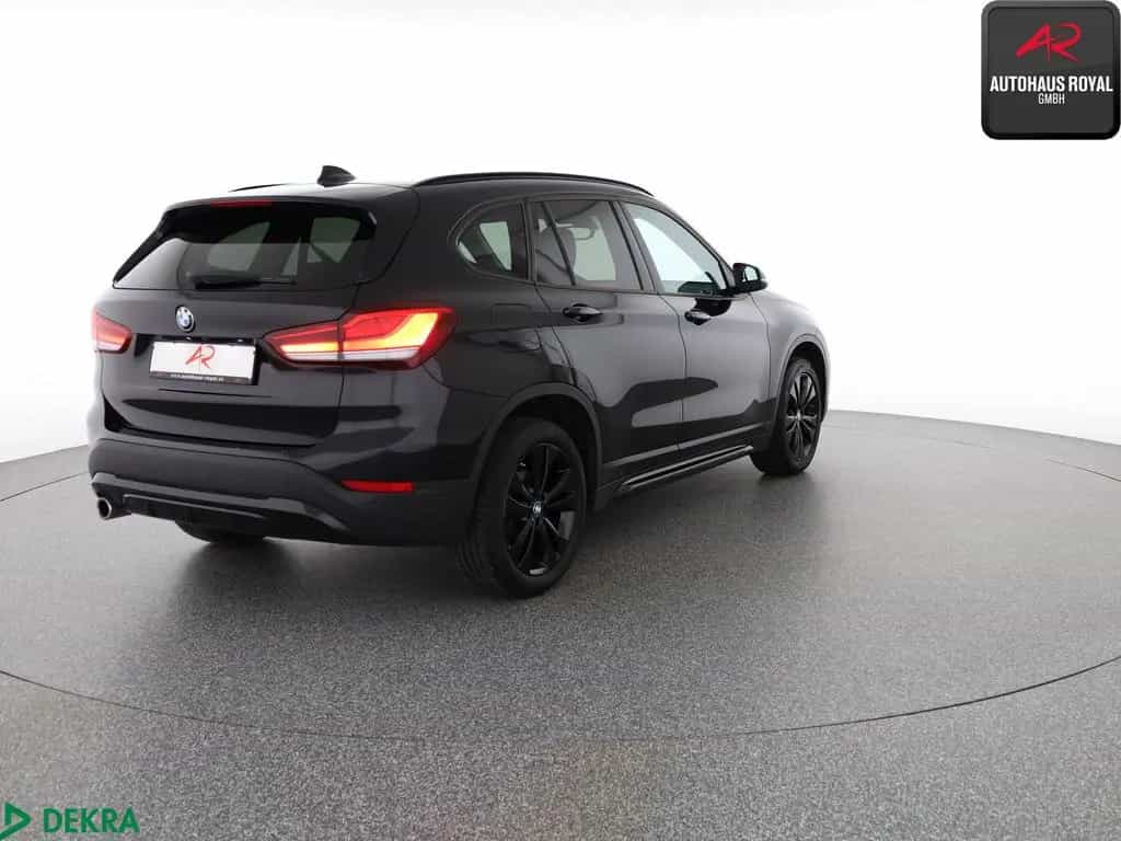 BMW X1 sDrive18i SPORT LINE AMBIENTE,KAMERA,1.HD,SH 05/2022-photo-4