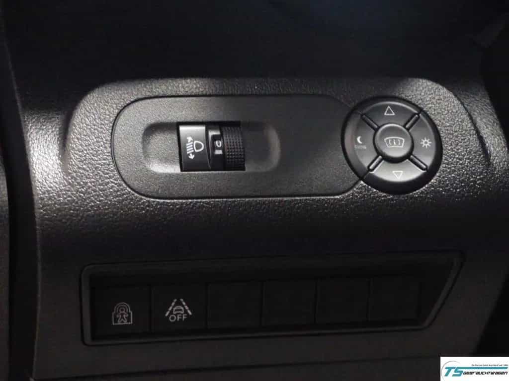 Citroën Berlingo Shine M Navi+Head-up+Kamera+PDC+Shzg 04/2020-photo-27