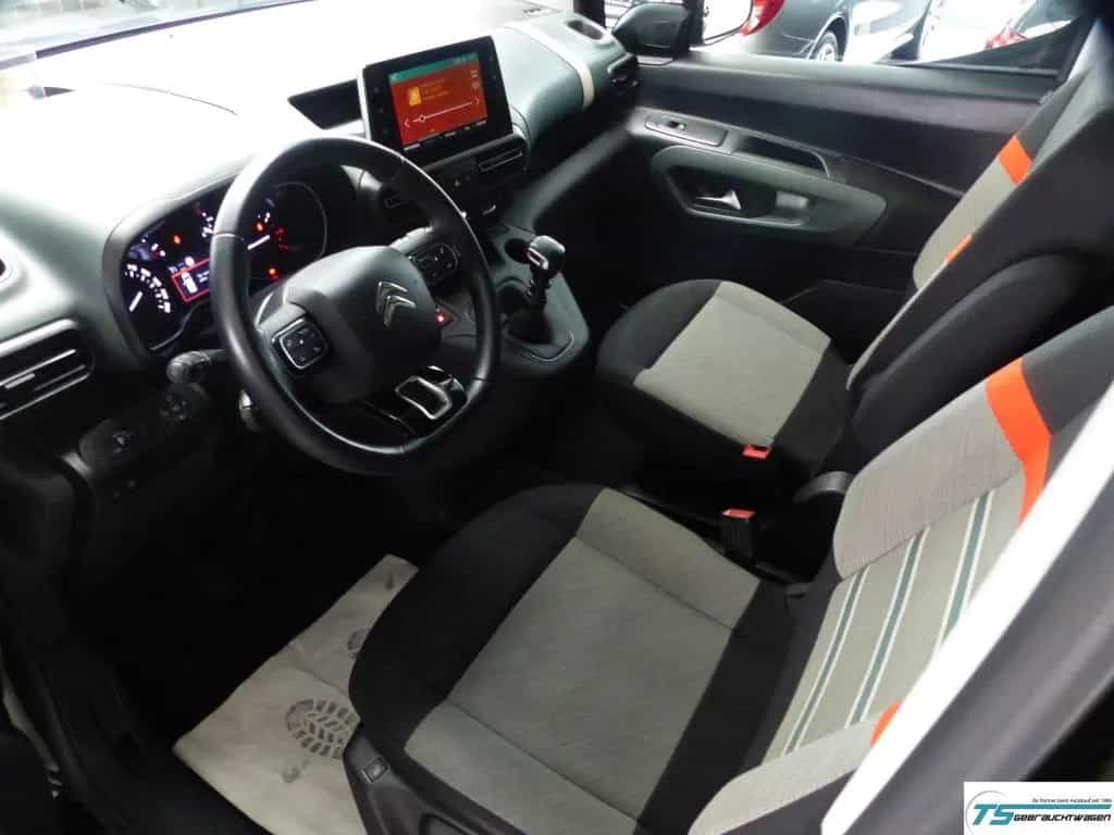 Citroën Berlingo Shine M Navi+Head-up+Kamera+PDC+Shzg 04/2020-photo-4