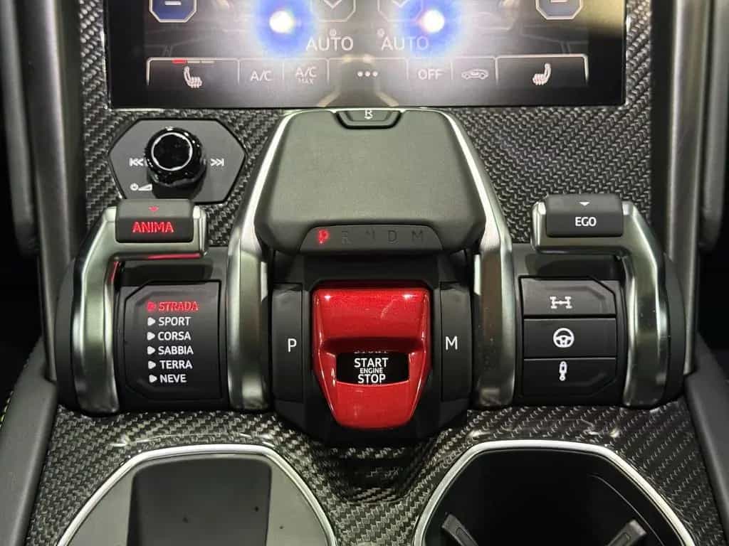 Lamborghini Urus CARBON*PANO*HUD*23ZOLL 08/2022-photo-26
