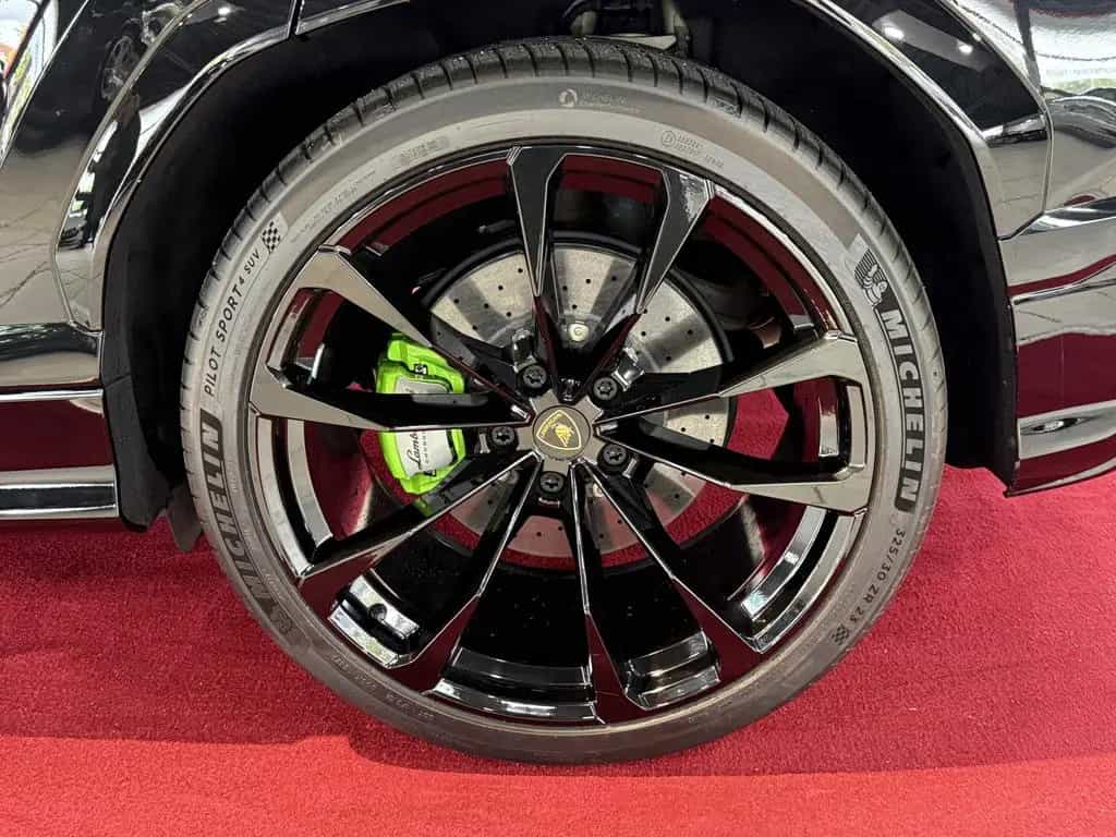 Lamborghini Urus CARBON*PANO*HUD*23ZOLL 08/2022-photo-9