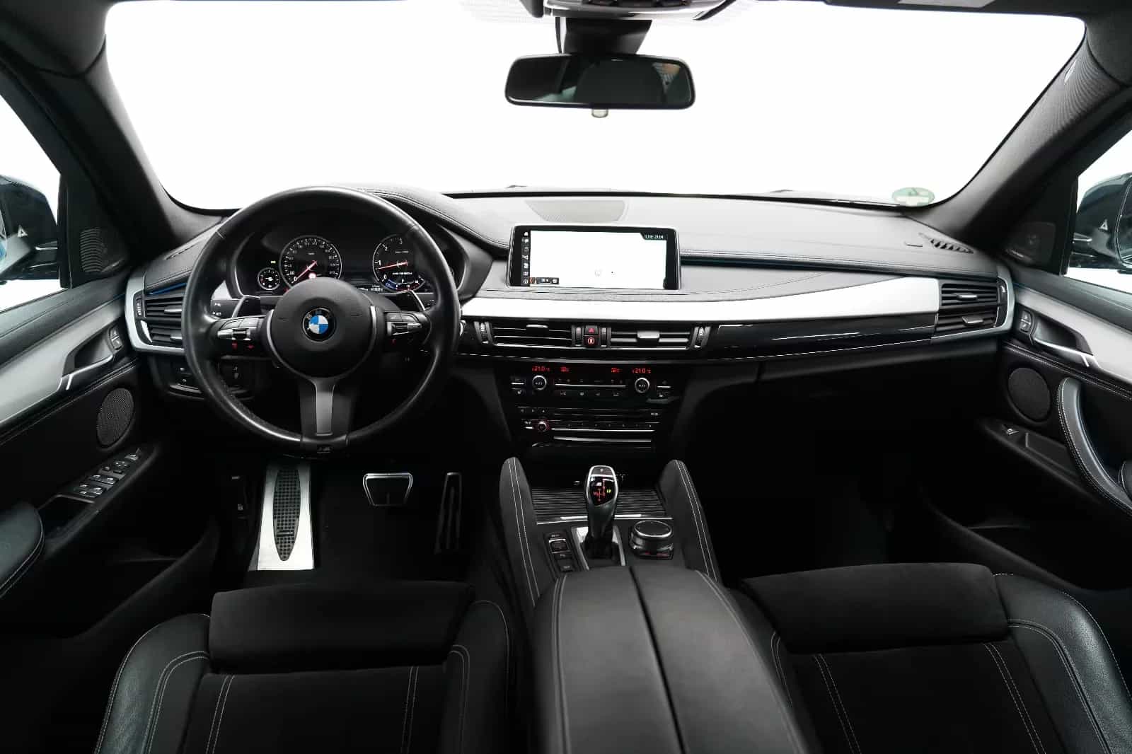 BMW X6 M50 06/2019-photo-19