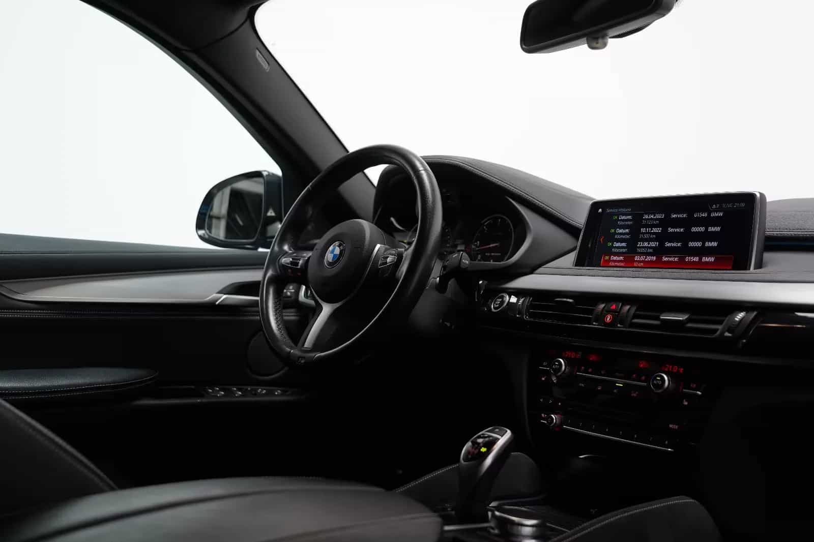 BMW X6 M50 06/2019-photo-20