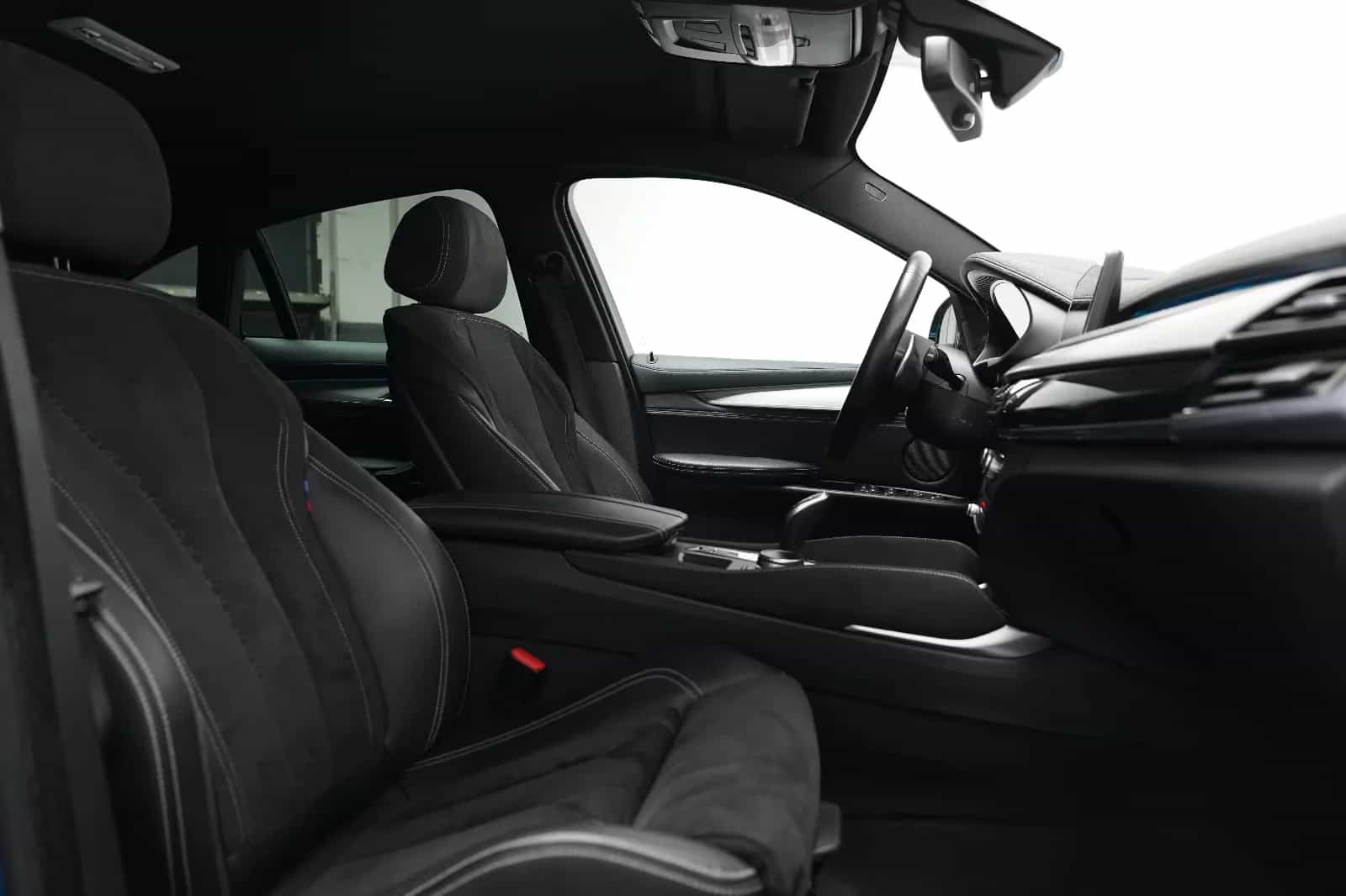 BMW X6 M50 06/2019-photo-22