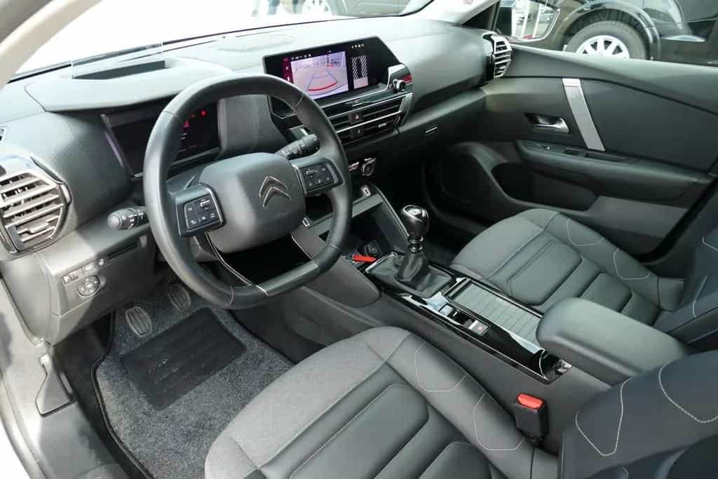 Citroën C4 1.2 12V e-THP Shine LED Navi Head-Up Kamera 10/2023-photo-7