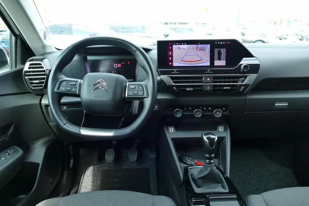 Citroën C4 1.2 12V e-THP Shine LED Navi Head-Up Kamera 10/2023-photo-8