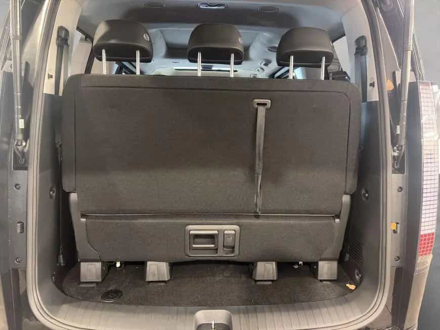 Hyundai Staria 1.6 T-GDI HEV Signature 118 kW, 5-türig null-photo-4