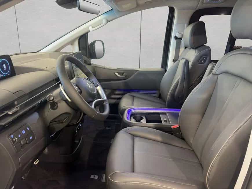 Hyundai Staria 1.6 T-GDI HEV Signature 118 kW, 5-türig null-photo-9